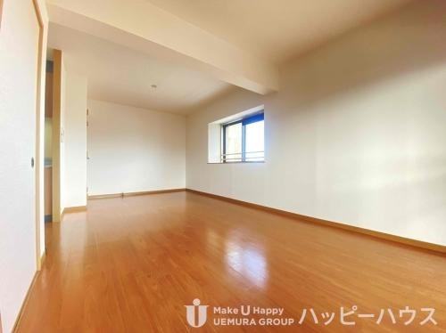 福岡市南区弥永２丁目の賃貸マンションの居間・リビング|物件の画像3