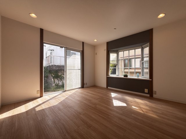神戸市須磨区東白川台4丁目戸建の居間・リビング