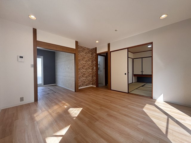 神戸市須磨区東白川台4丁目戸建の居間・リビング