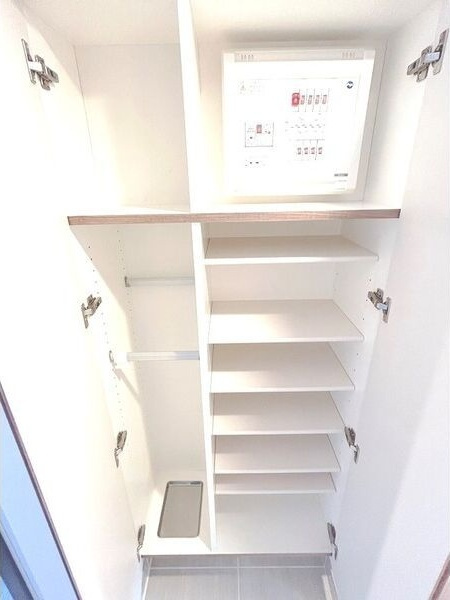 ブランシエスタ泉の玄関