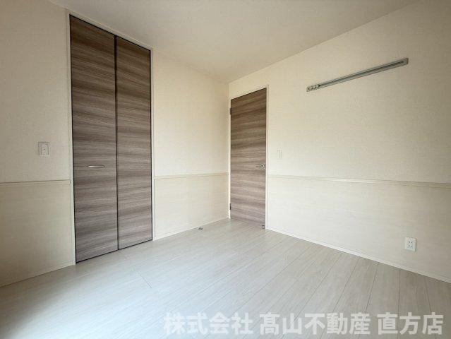鞍手郡鞍手町大字新北のアパートの洋室
