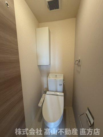 鞍手郡鞍手町大字新北のアパートのトイレ