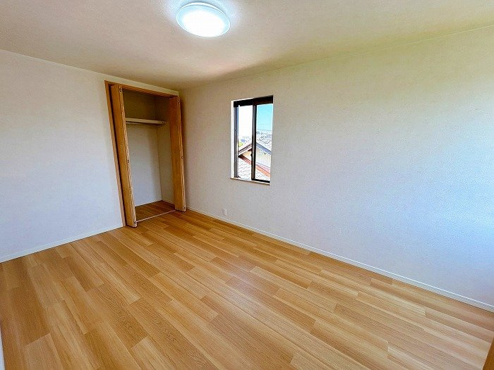 リフォーム　中古戸建　丹羽郡扶桑町柏森　平成7年築の洋室|北側洋室