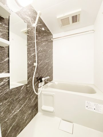S-RESIDENCE東別院の浴室