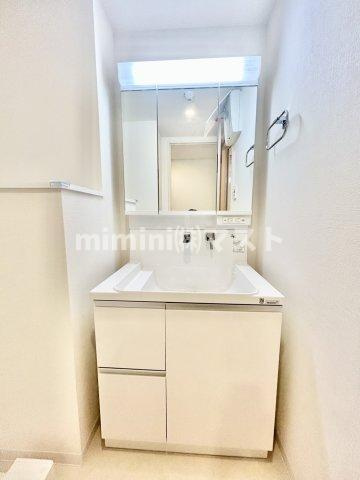 メゾンドボヌール弁天町の洗面所