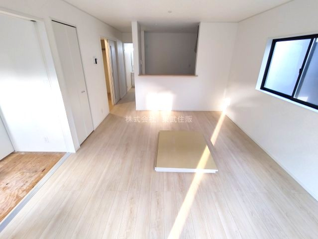 【居間・リビング】の画像