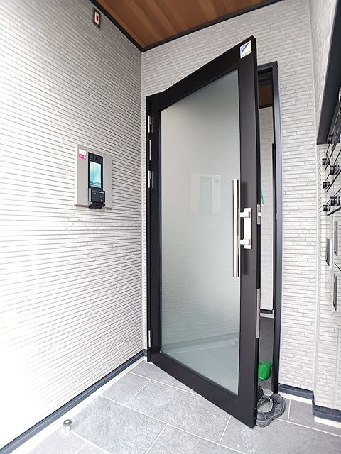 リッシュ　メゾンのエントランス