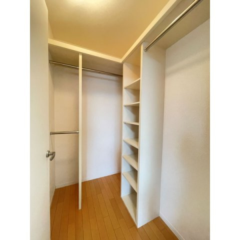 福岡市東区下原４丁目のハイツの収納