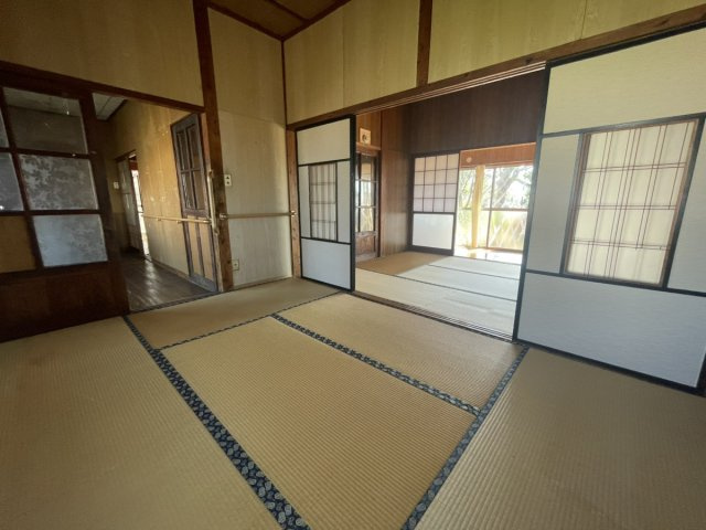 氷川町鹿野戸建ての和室
