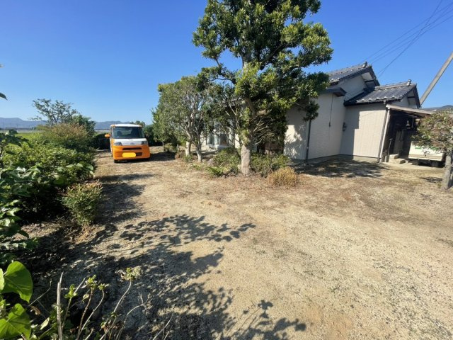 氷川町鹿野戸建ての駐車場