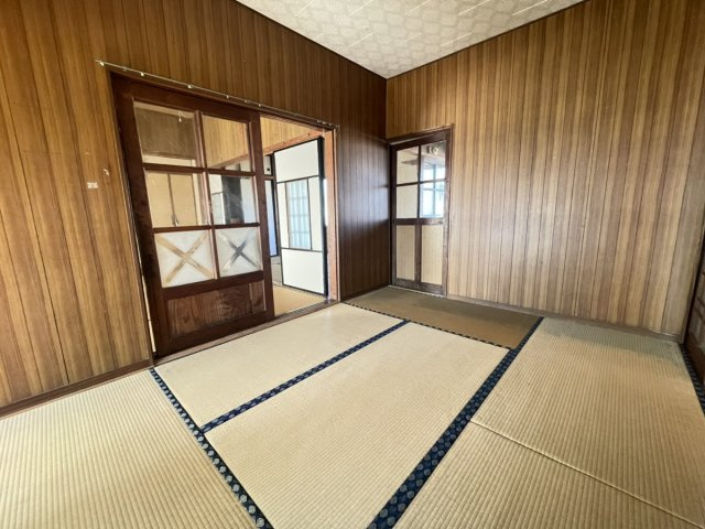 氷川町鹿野戸建ての和室