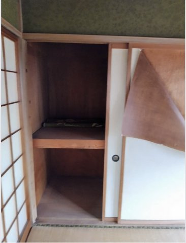 富山県高岡市　戸建て　の内装