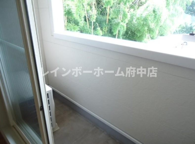 L　NOVAのバルコニー