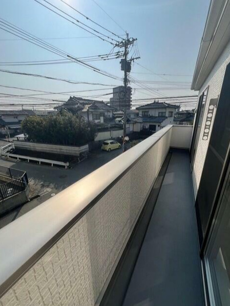 クレイドルガーデン熊本市中央区国府本町第５－２号棟のバルコニー