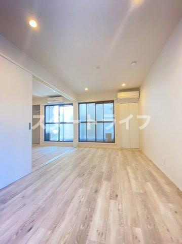 大阪市東淀川区下新庄２丁目の賃貸マンションの居間・リビング