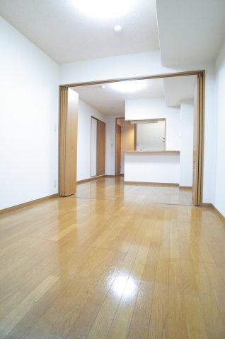 【居間・リビング】 | グローバルジョイ弐番館 | やっぱりフローリングが好き！
