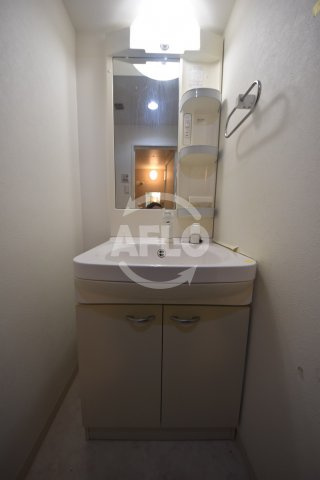 フレンシアノイエ内本町の独立洗面台|フレンシアノイエ内本町　洗面化粧台