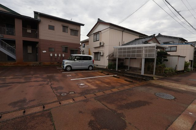 見附市昭和町２丁目のアパート