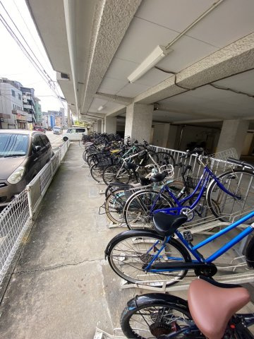 南博多パールシャトーの駐輪場