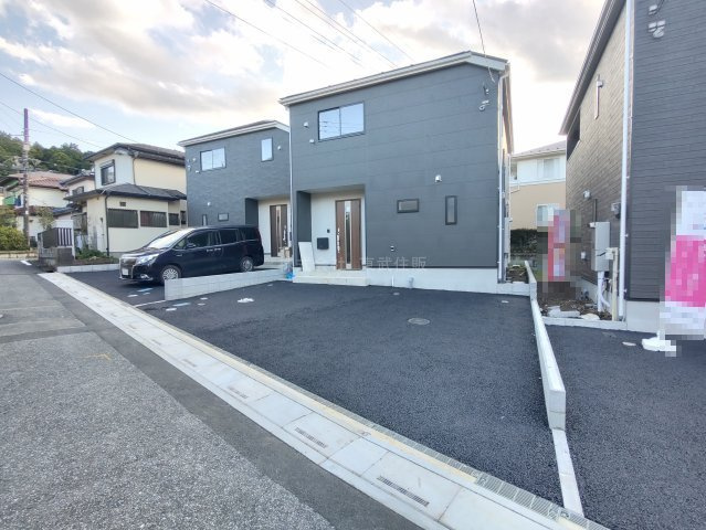 【前面道路含む現地写真】の画像