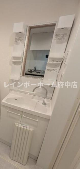 アザーレ・パッシオ仙川の独立洗面台
