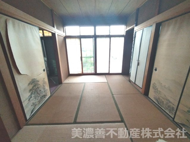 ６７３４１　岐阜市粟野中古戸建の和室