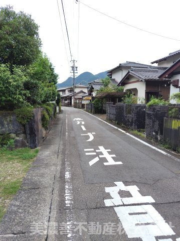 ６７３４１　岐阜市粟野中古戸建の周辺