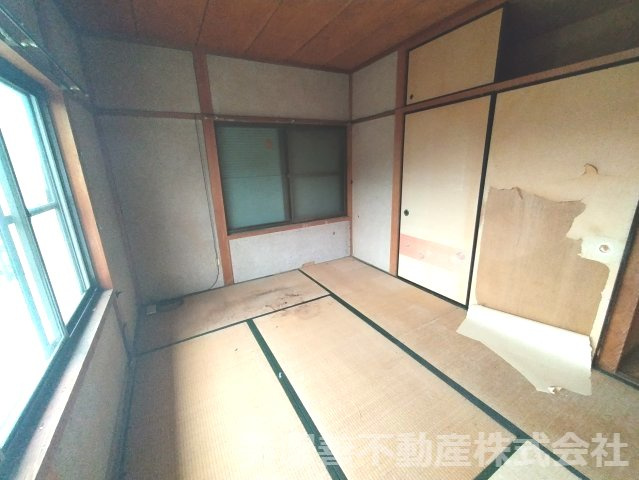 ６７３４１　岐阜市粟野中古戸建の和室