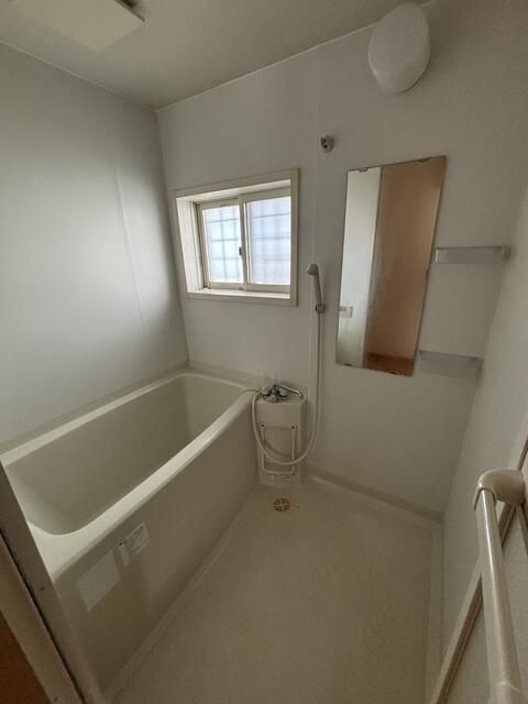 青葉荘の浴室