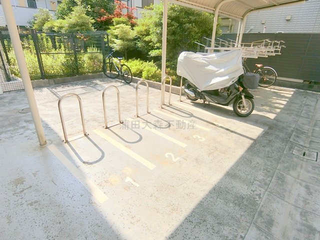 ダイナシティ池上のその他共用部分|バイク置き場　空き状況等詳細はお問合せください。