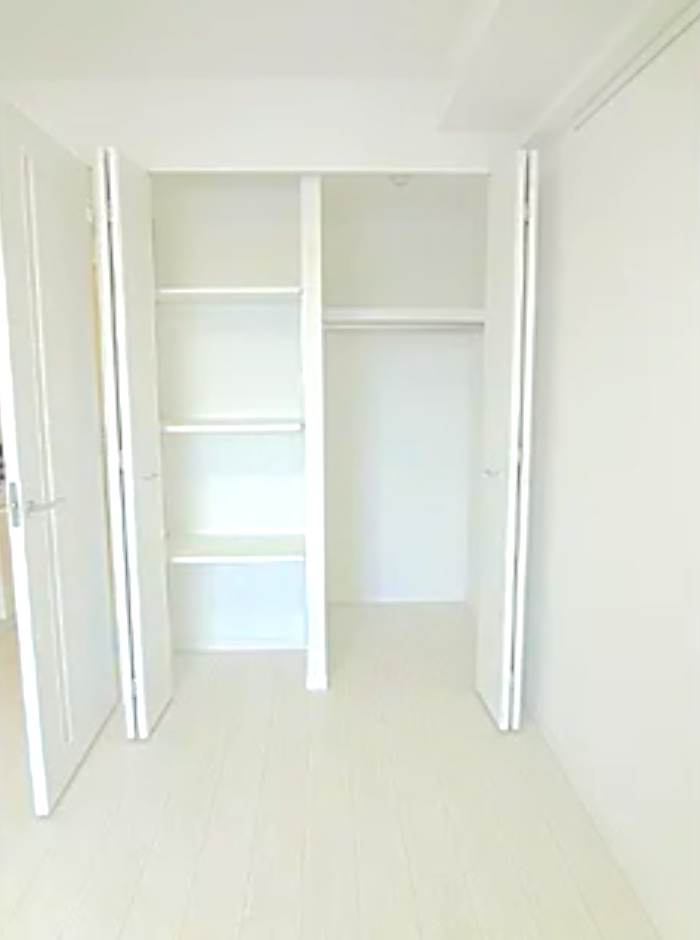 杉並区和泉３丁目の賃貸マンションの収納