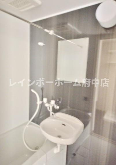 リラート八王子の洗面所