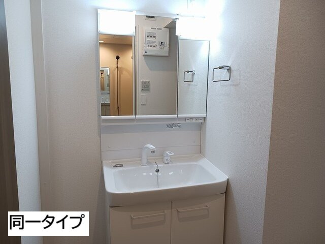 カーサ・コルーテ福の洗面所