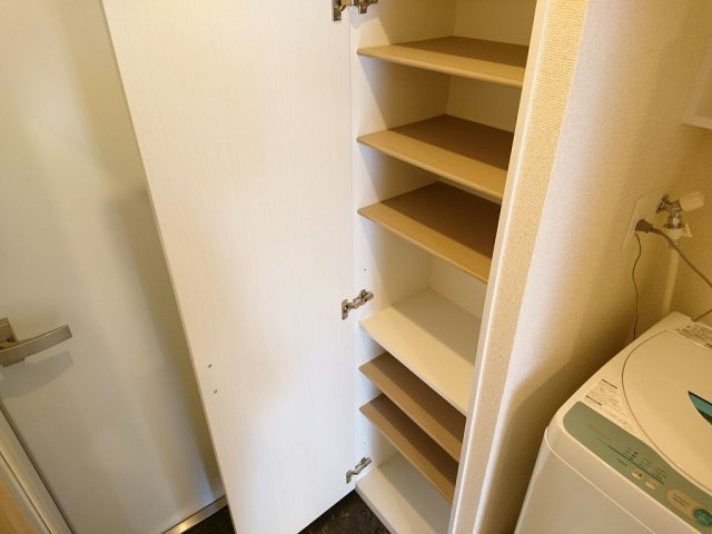 クレイノコンフォーティア末広の玄関|※反転プランあり