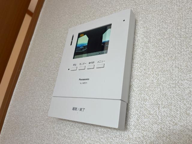 グリーン　ラティールの内装|カメラ付インターホン