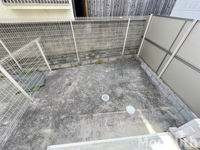 ファシルカワトⅡの庭