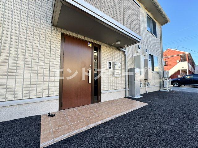 リリーフ小相木のエントランス|高崎、前橋エリアのお部屋探しはエンドスケープまで！お客様の理想お聞かせ下さい♪