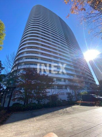 横浜市西区みなとみらい４丁目の賃貸マンションの外観