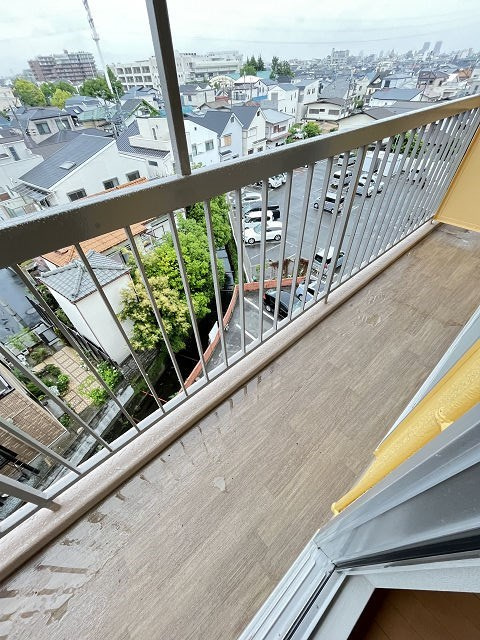 セビーヌ武庫之荘参番館のバルコニー