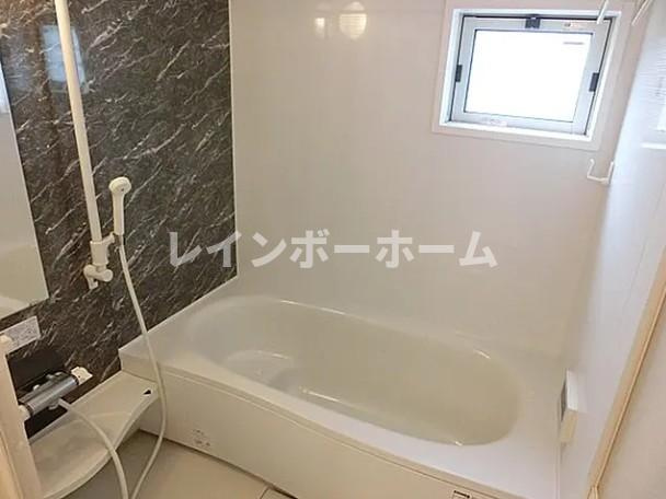 ラクールDの浴室