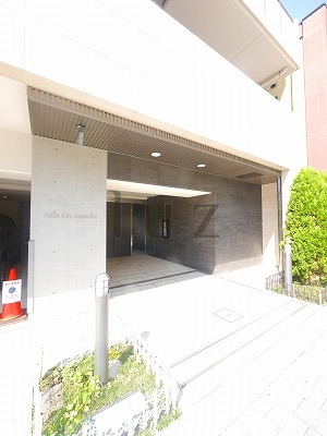 アーリアシティ川崎のエントランス