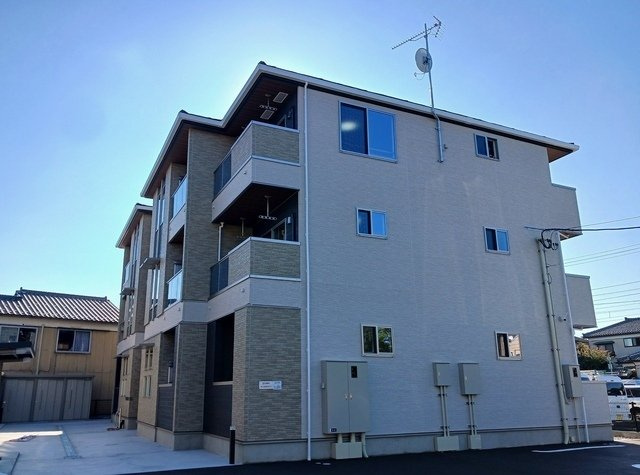 ヒカルサ新潟関屋の外観