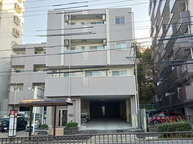 ルミエール名東の外観