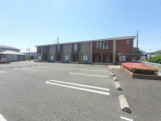ヴェルマーラＳＫの駐車場