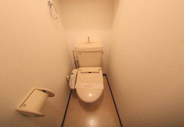 フルールのトイレ|トイレです