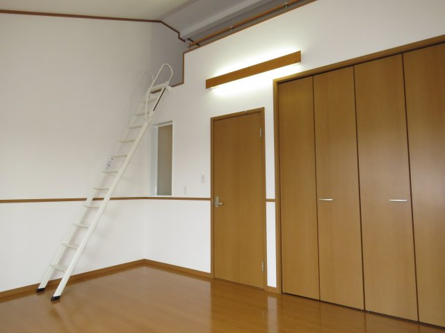 ヴァンソレイユの洋室