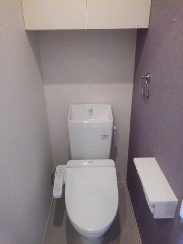 クラシコＡのトイレ|落ち着いた色調のトイレです