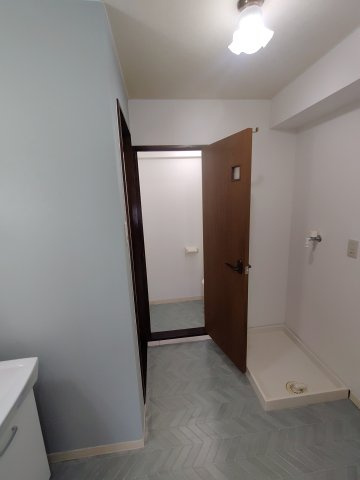 リバーサイドつるぎのその他|同建物内別部屋の写真です。