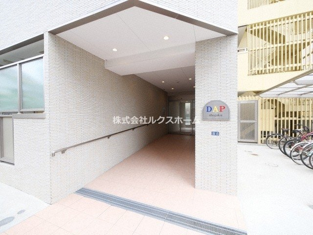 DAP正雀のエントランス