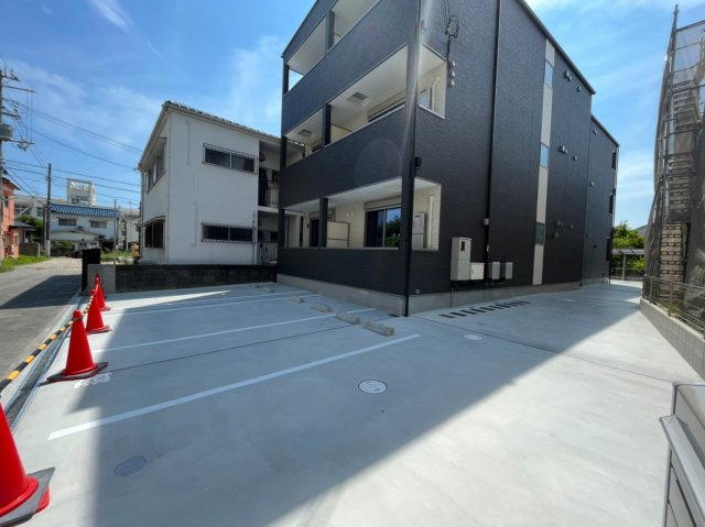 エステイトE神戸城が山の駐車場